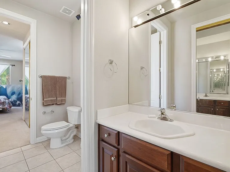1409 Chambolle Ct — Photo 37