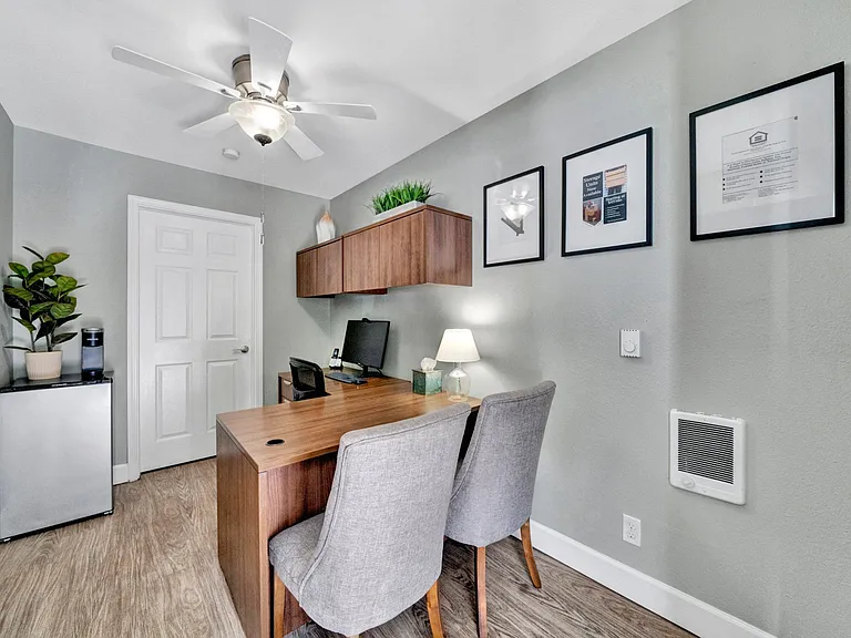Leasing Office Sunset Station Apartments Portland Oregon