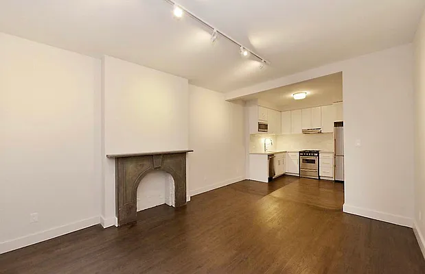 Rented by Tourma Realty LLC | media 50