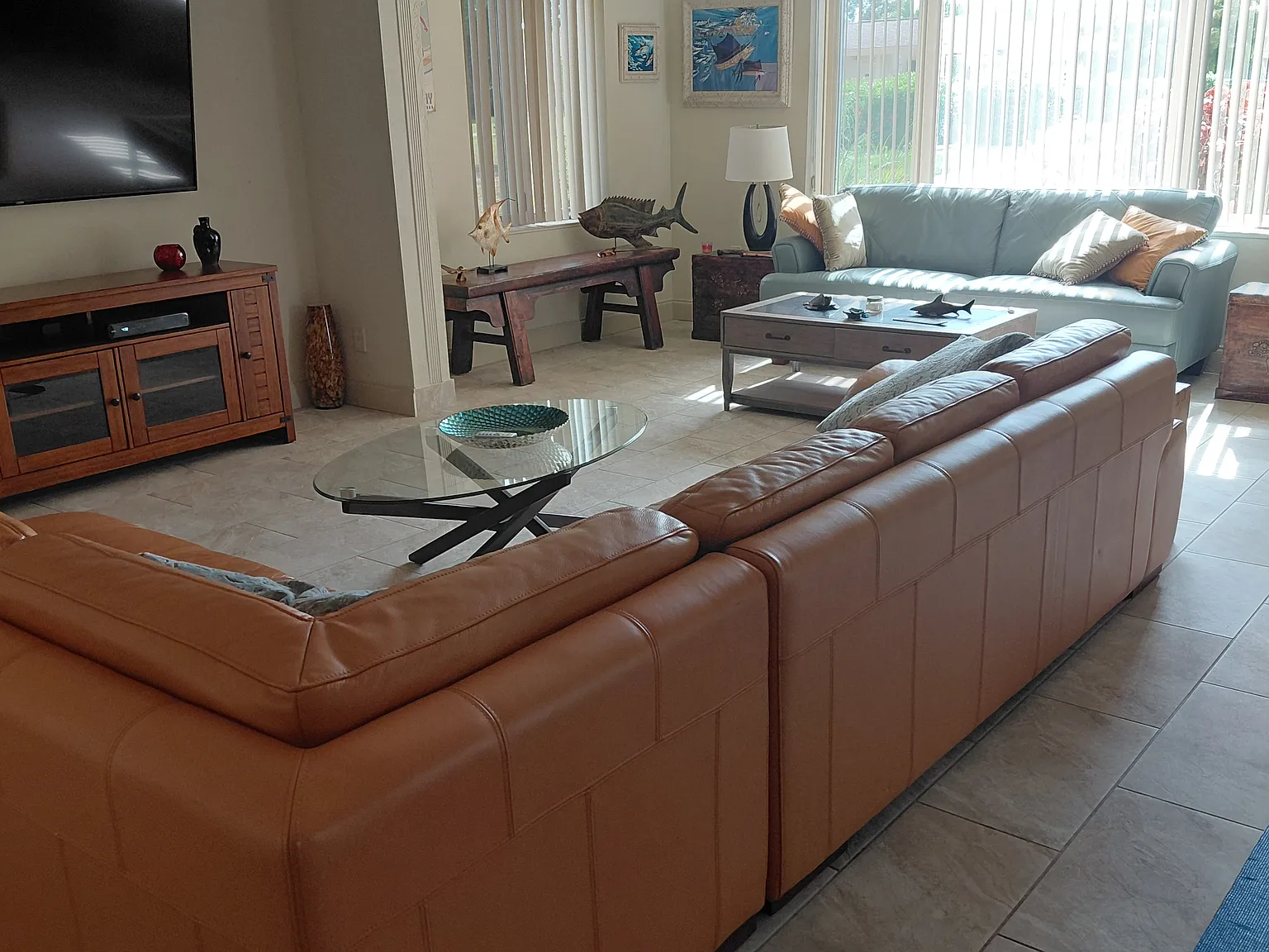 2 bed, 1904 sqft, $3,600 — Photo 2