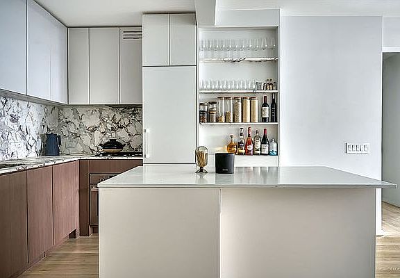 5th image of 60 9th Ave #310