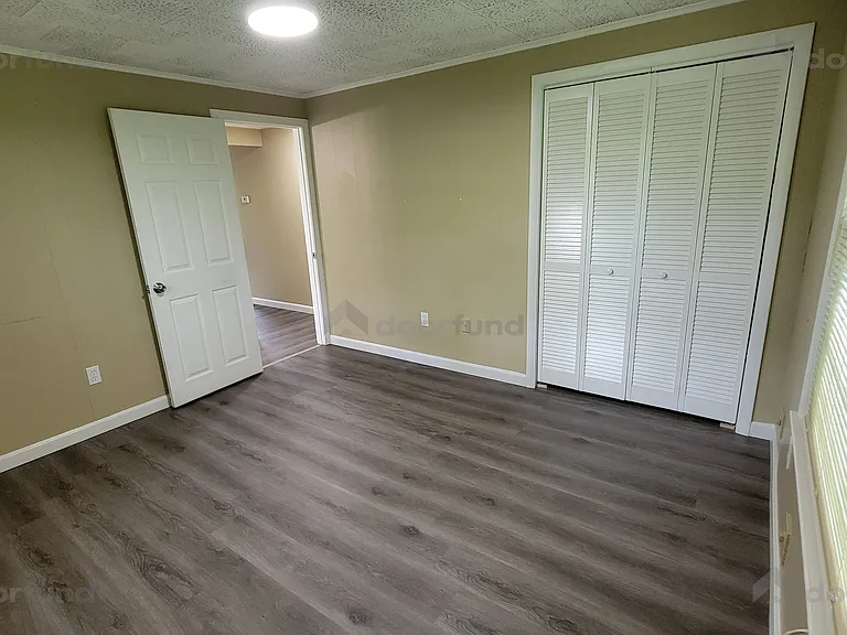 16 Harvard Rd #8 — Photo 9
