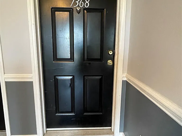 7368 Rose Terrace Ct — Photo 8