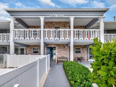 2109 NE 68th Street #203, Fort Lauderdale, FL, 33308