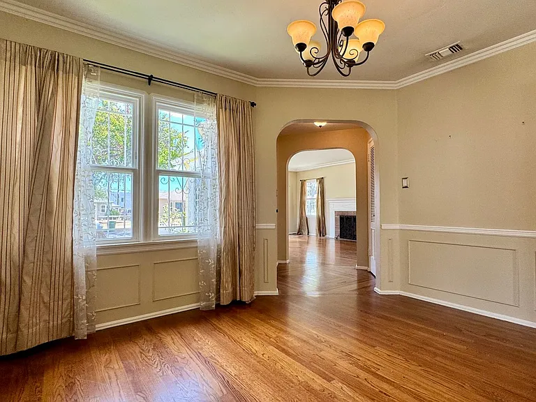 3513 S Sycamore Ave — Photo 24