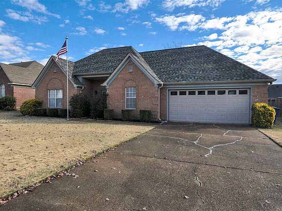3rd image of 6736 Branch Estates Dr