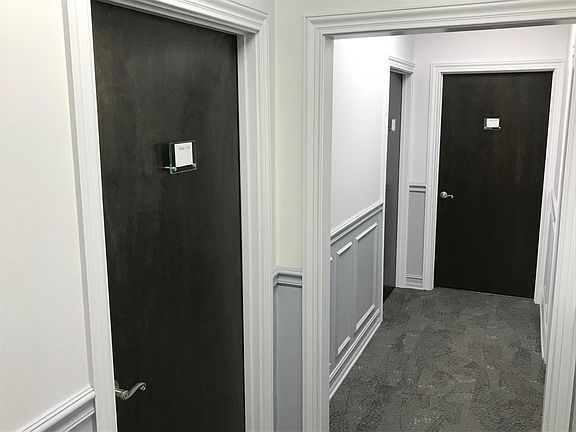 3rd image of 3491 Pall Mall Dr Ste 115
