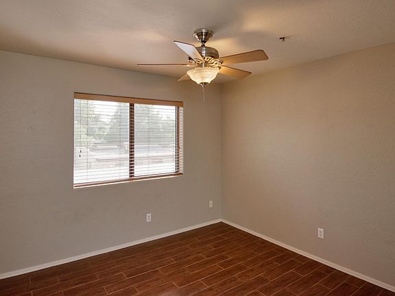 4th image of 3301 E Earll Dr Unit 211