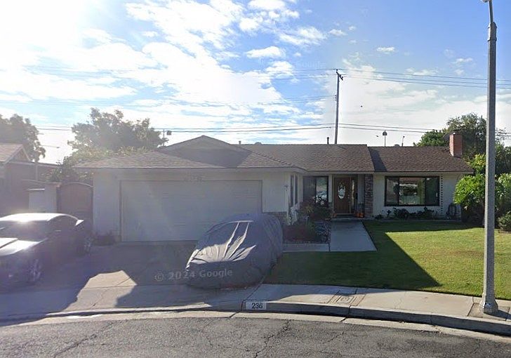 1st image of 236 Marigold Ave