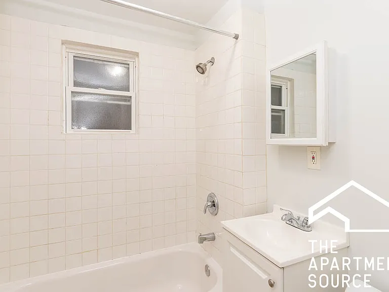 2026 N Kedvale Ave #G — Photo 16