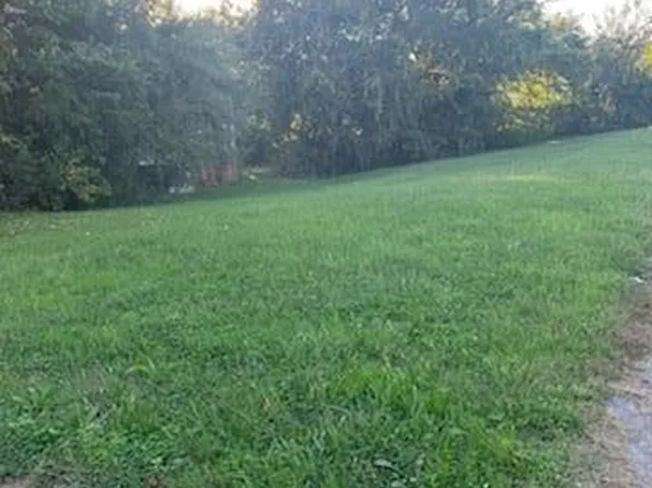 2861 Linden Ave, Knoxville, TN 37914