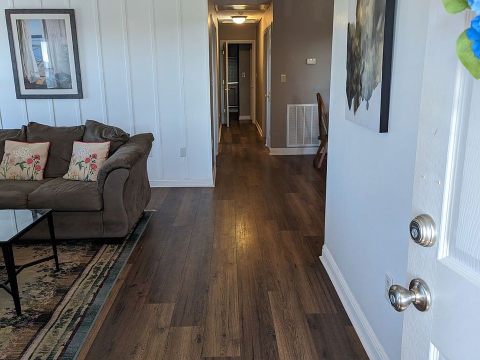 2nd image of 755 McMurry Blvd E Unit 2