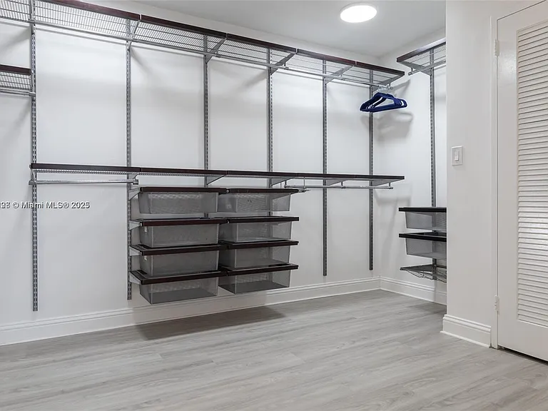 5161 Collins Ave #812 — Photo 2