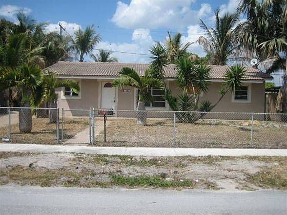 1st image of 4831 NW 190th St