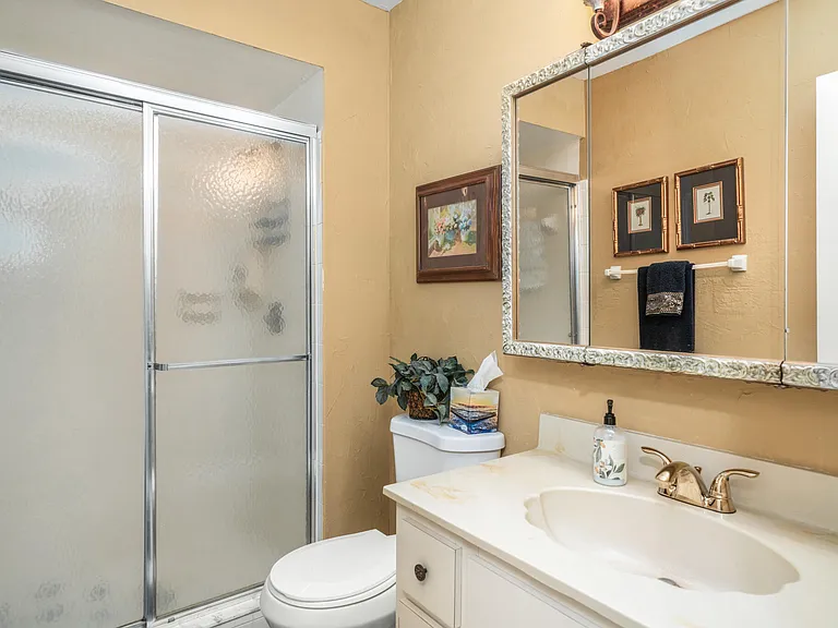3833 Edgewater Dr — Photo 29