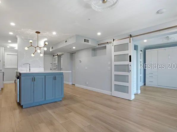 40 Folly Field Rd Unit 434, Hilton Head Island, SC 29928
