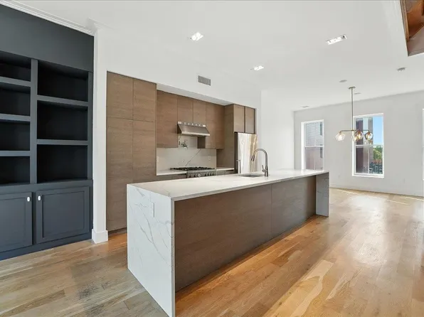 84 Madison Avenue image 7 of 31