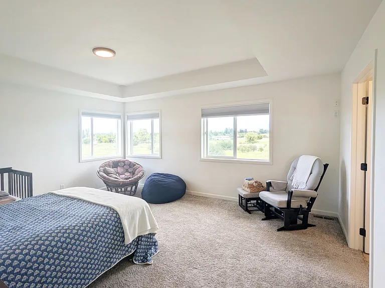 131 Rimrock Ct — Photo 21