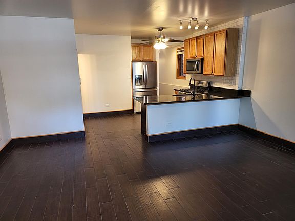 4th image of 2439 W Polk St #1