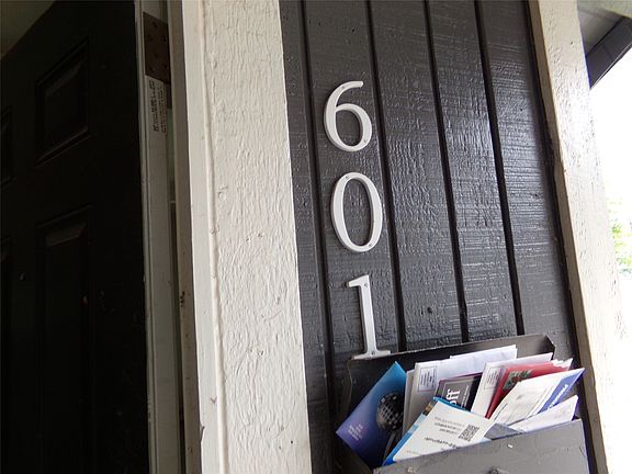 5th image of 601 Cristler Ave