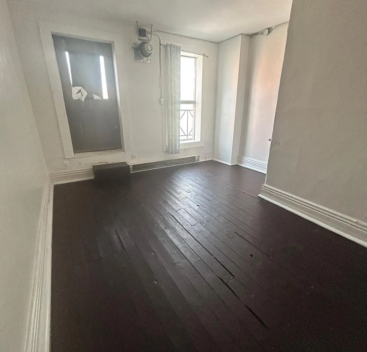 3 bed, $1,800 — Photo 4