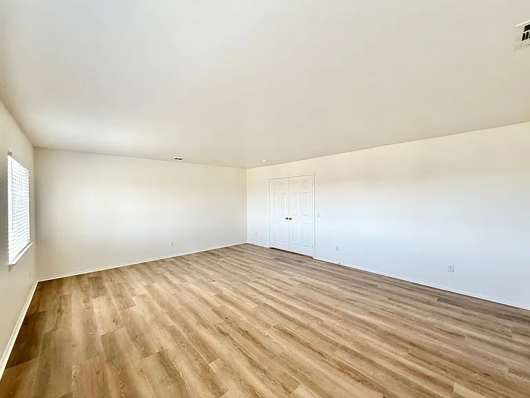 31409 Orchard Ln — Photo 32