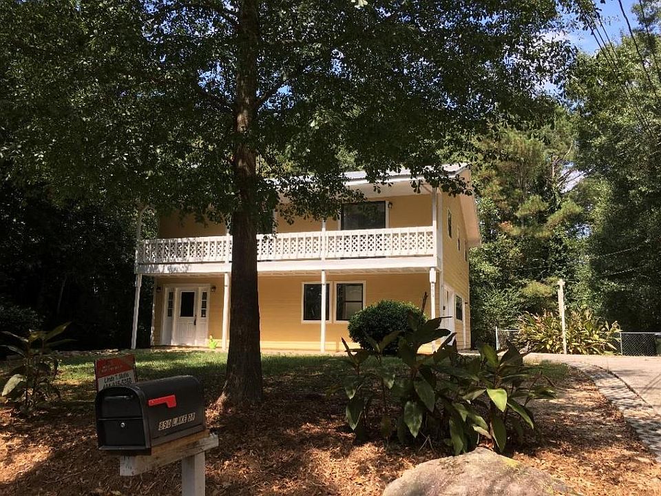 1st image of 895 Lake Dr