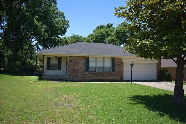 1st image of 815 Scottsdale Dr