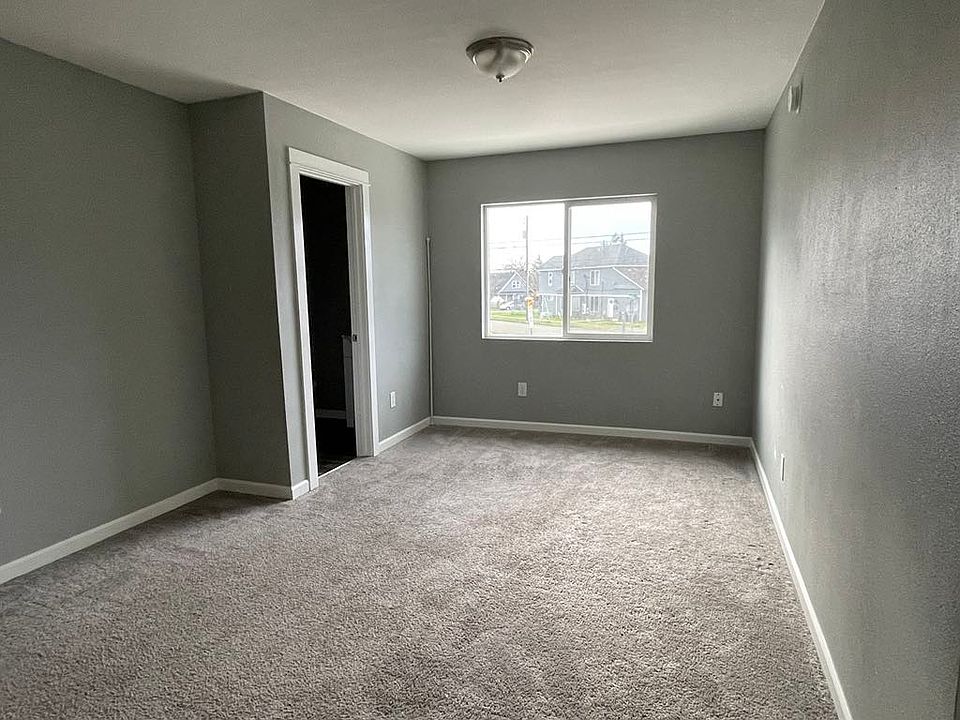 1st image of 517-525 Emerson Ave #2