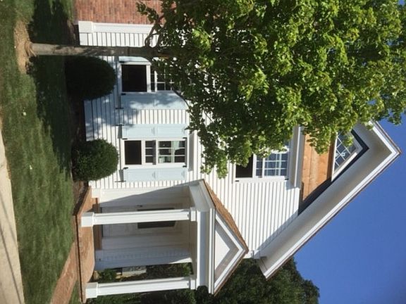 2nd image of 21 Latham St