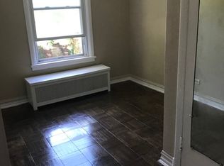 6631 S Minerva Ave #2, Chicago, IL 60637