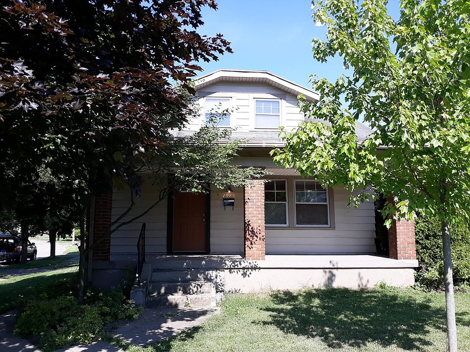 1st image of 2925 Kenmore Ave