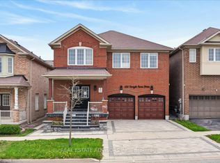 556 Forsyth Farm Dr, Whitchurch Stouffville, ON L4A0N3