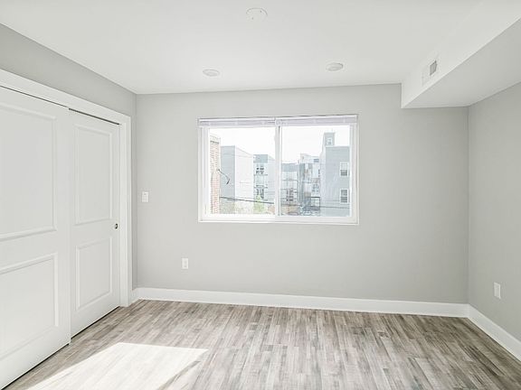 2nd image of 1443 N 8th St Unit 4