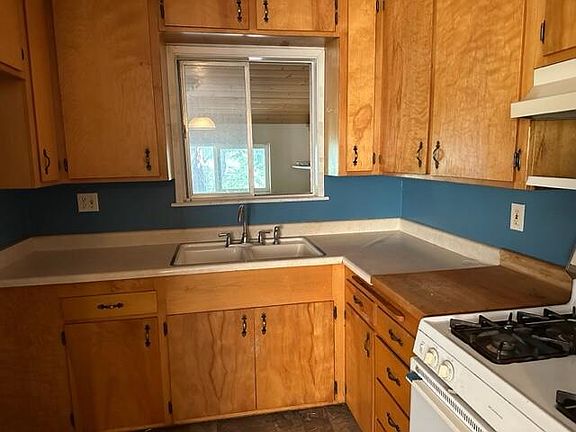 4th image of 4474 Arrow Rock St