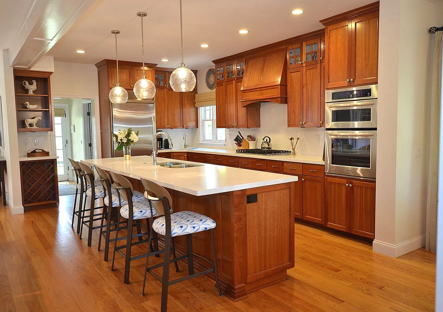 Charming Vacation Home, Furnished 4Bd/3.5Ba Home — Photo 2