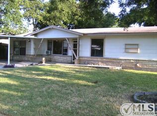 335 Savannah Dr, San Antonio, TX 78213