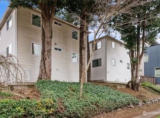 5925 Fauntleroy Way SW, Seattle, WA 98136