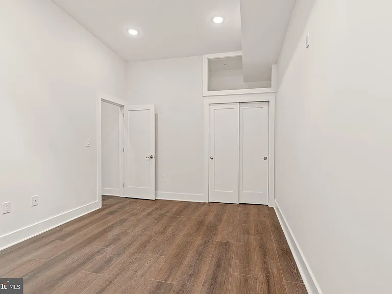 253 N 3rd St #4 — Photo 10