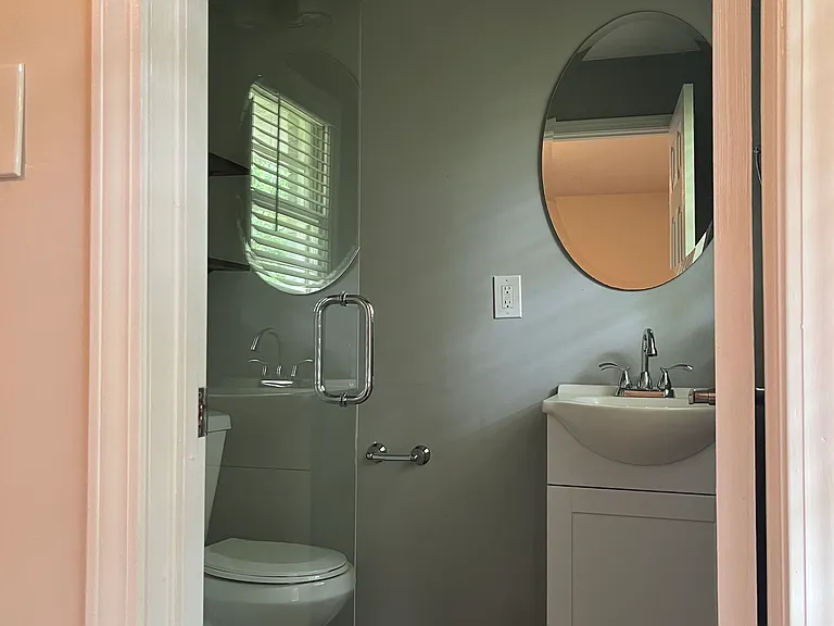 Private full bathroom in primary suite