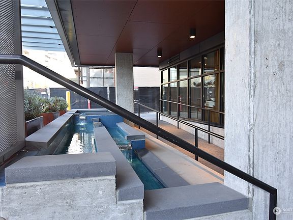 3rd image of 1085 103rd Avenue NE #614