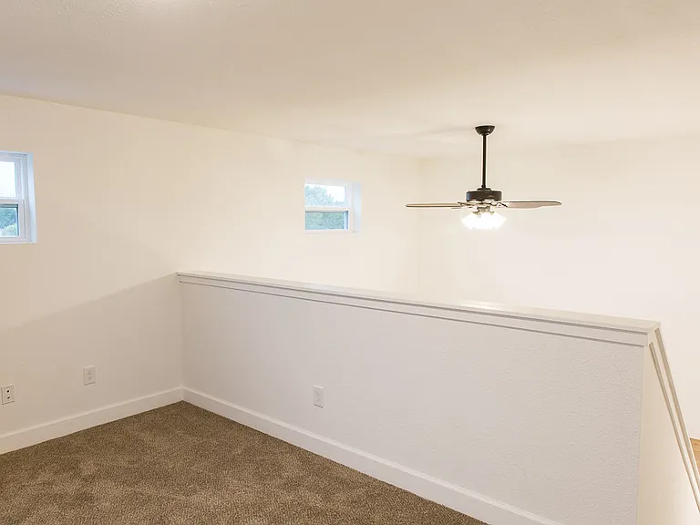 North Pointe Apartments — Photo 27
