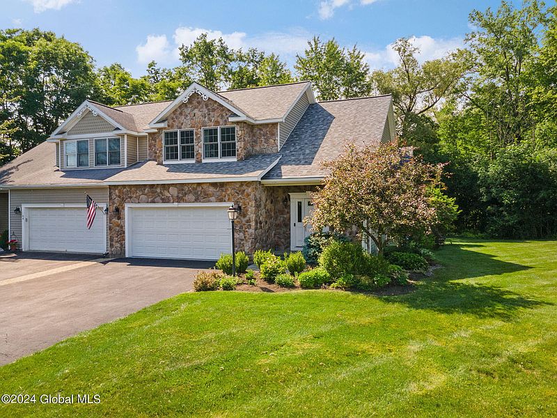 2nd image of 82 Oakmont Street