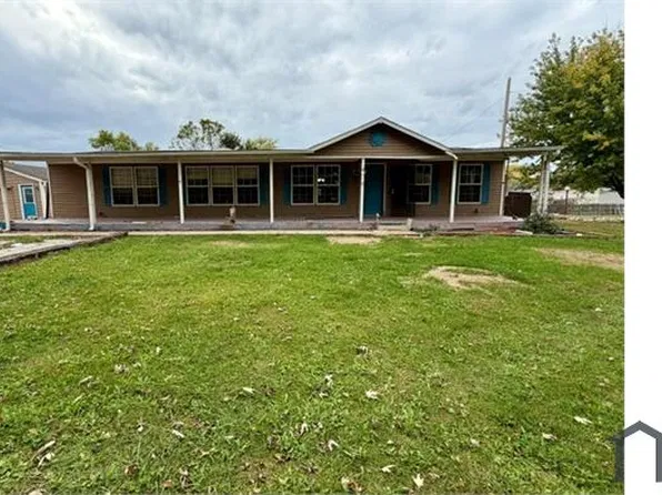 404 Peach Tree Ln, Indianapolis, IN 46219