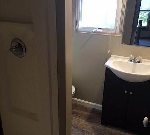 3rd image of 227 E Pike St
