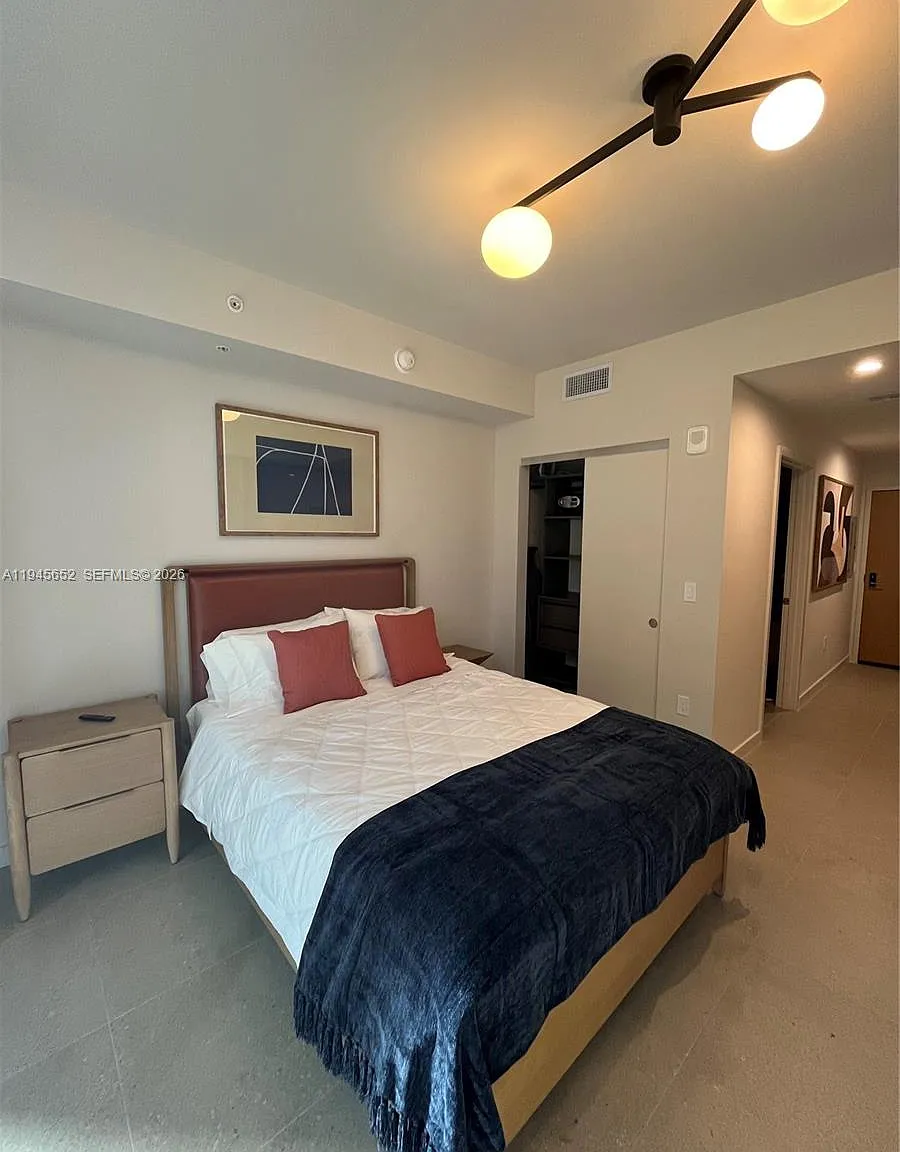 Crosby Miami World Center — Photo 4