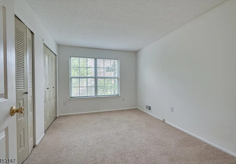 57 Lindsey Ct — Photo 19