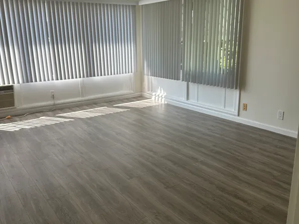 1220 Larrabee St #5, West Hollywood, CA 90069