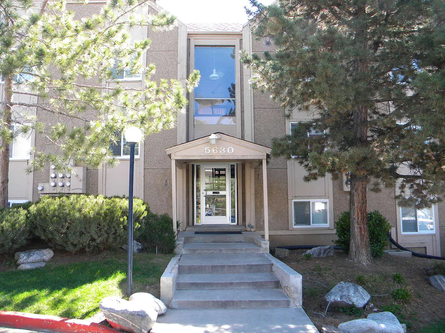 Beautiful South Ogden Condo for Rent — Photo 1