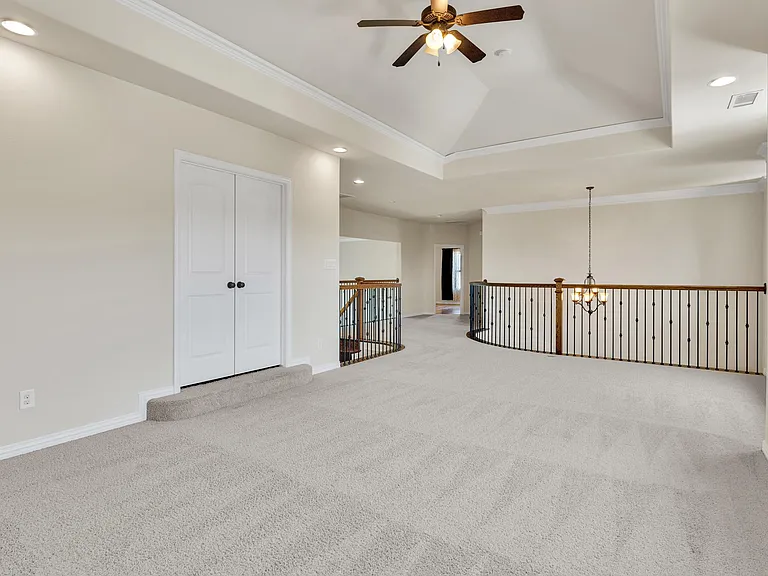 1602 Meg Dr — Photo 24